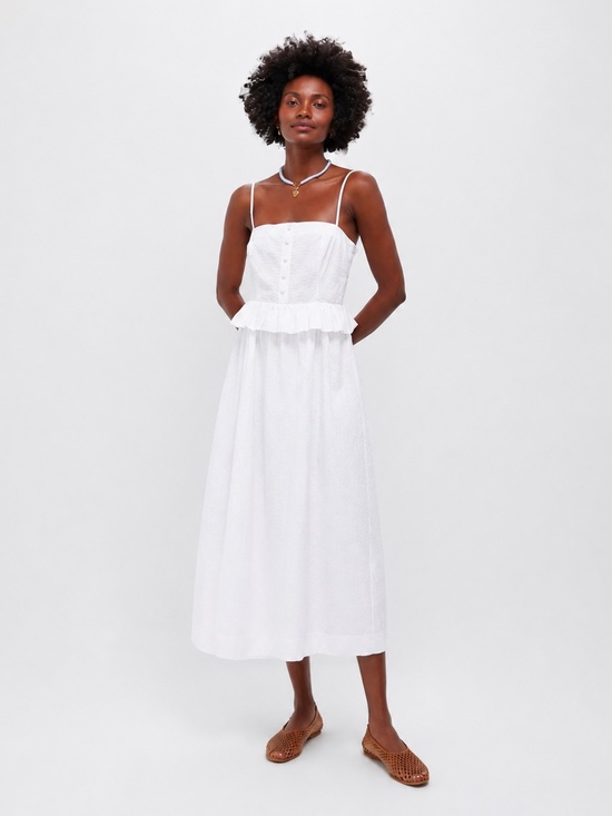 Tuckernuck Dresses & Skirts - TUCKERNUCK White Shadow Seersucker Maddy Dress